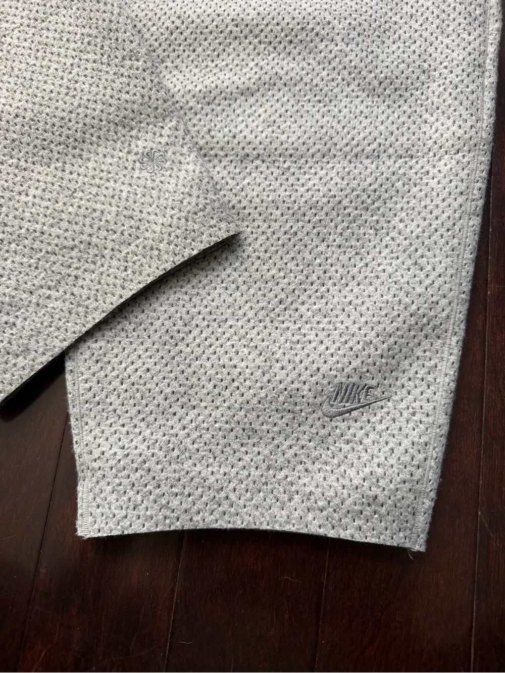 Nike Tech Pack Therma-FIT ADV high-rise Women’s Large Gray Warm Pants - Picture 3 of 12